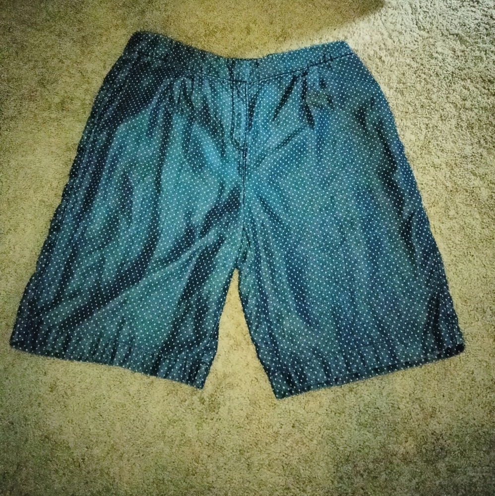 Chico's (Size 1.5/M/10) Chambray Denim Polka Dot Pattern Long Line Shorts - Picture 1 of 12